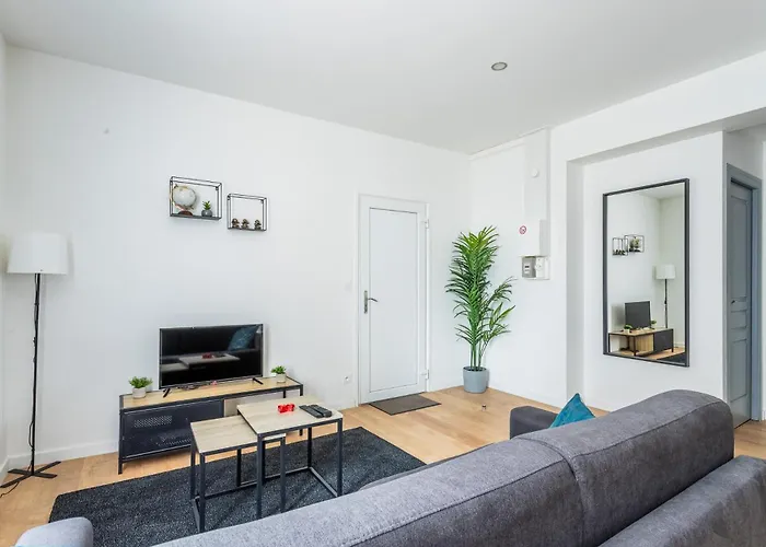 Le Musee 2, Industriel 2 Pieces